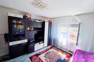 8baab4b9-78f8-48ad-94cb-735b38a4653a
