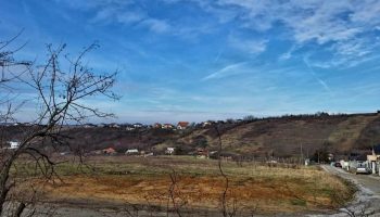 TEREN INTRAVILAN DE VÂNZARE – ORADEA Localizare excelentă: mai sus de Spitalul Județean Oradea – zonă în plină dezvoltare!